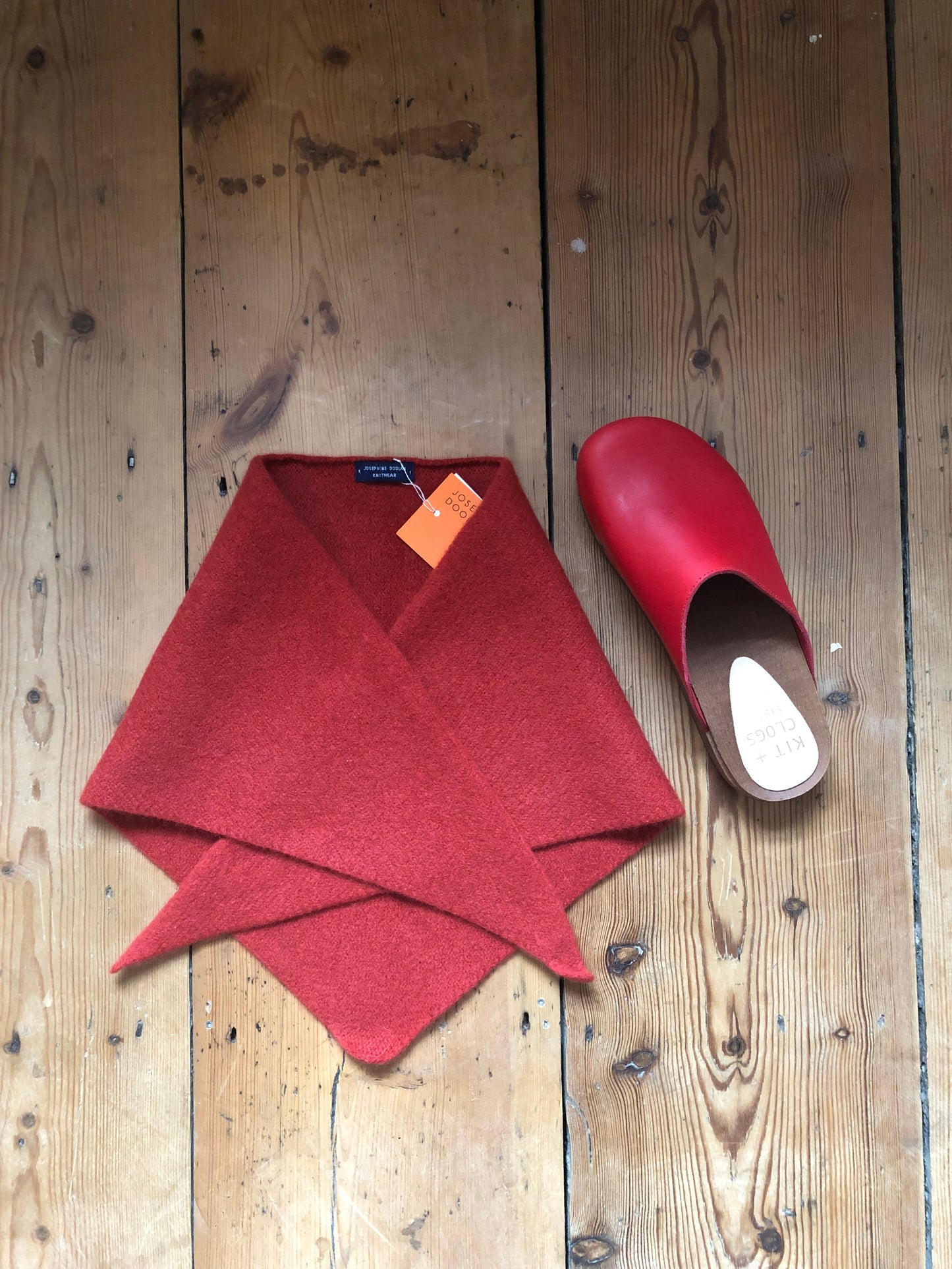 Merino Wool Neckerchief Bandana in Dulse red