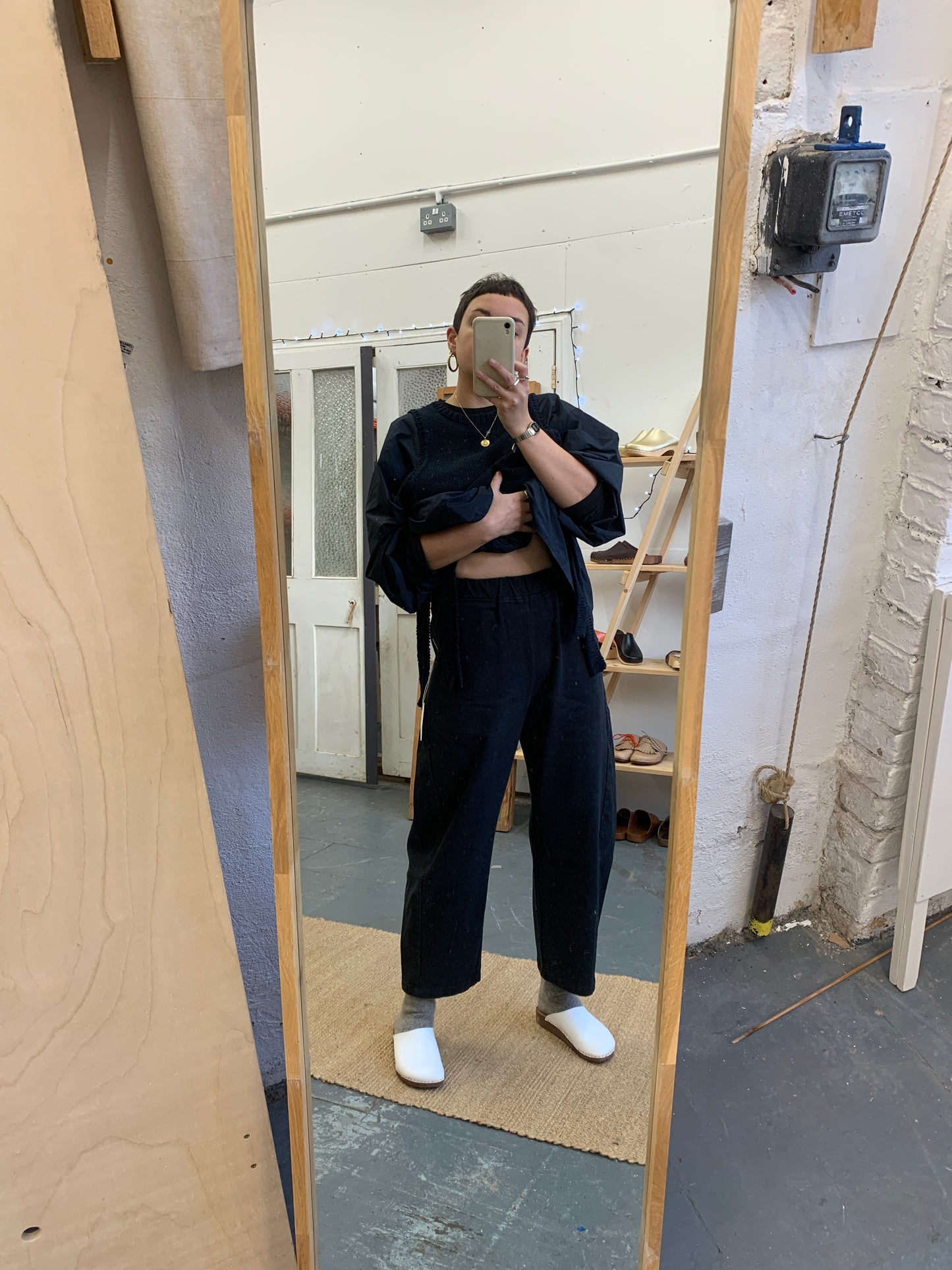 cotton Arc pants in black by le bon shoppe