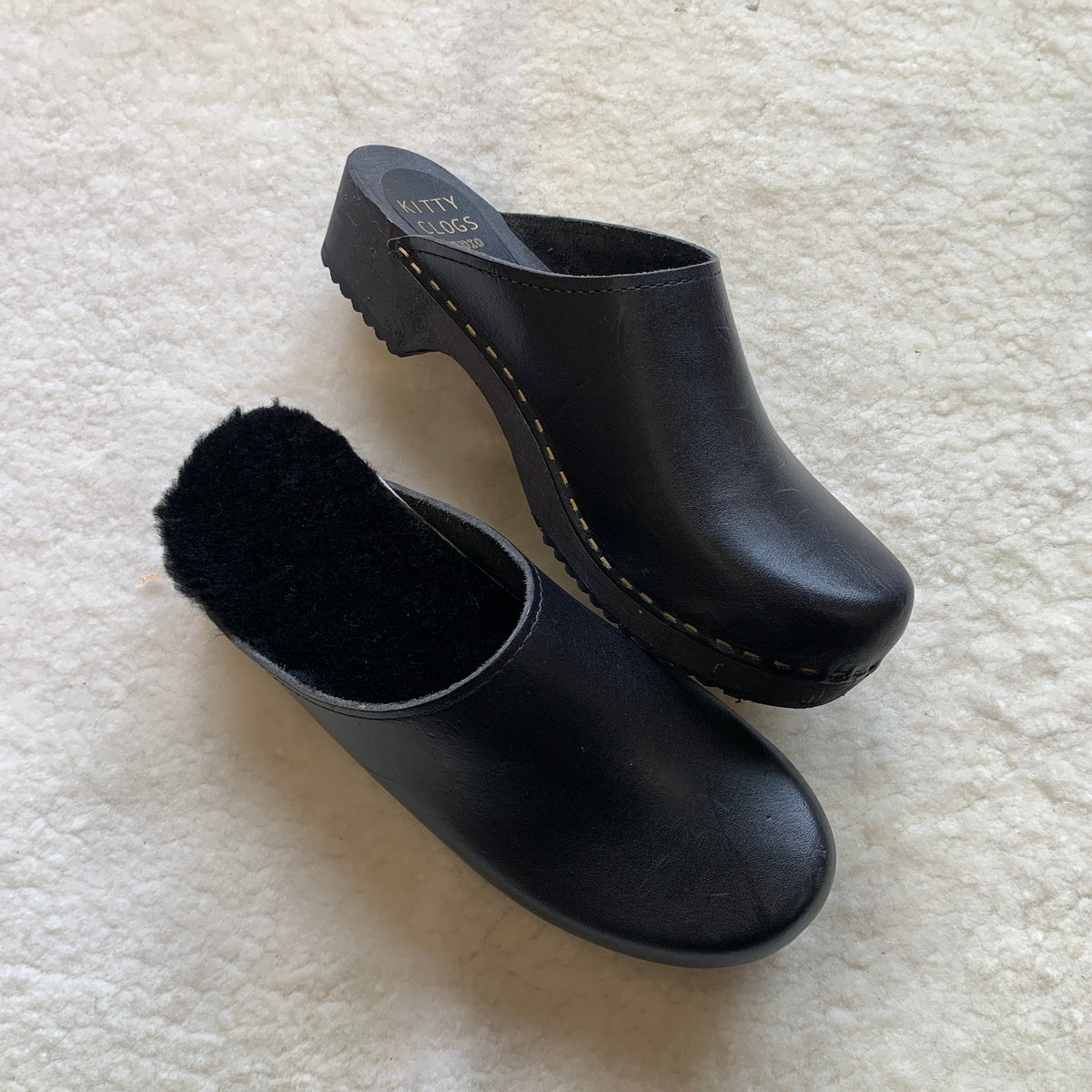 No 6 hot sale black clogs