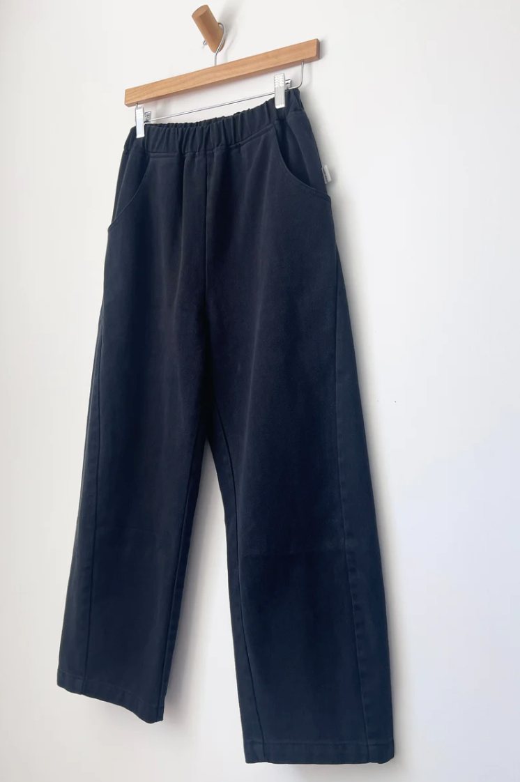 cotton Arc pants in black by le bon shoppe