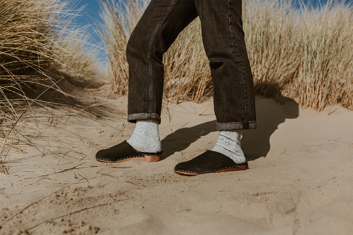 Onyx Suede Sheepskin-Lined Flex Base Klassisk Clog