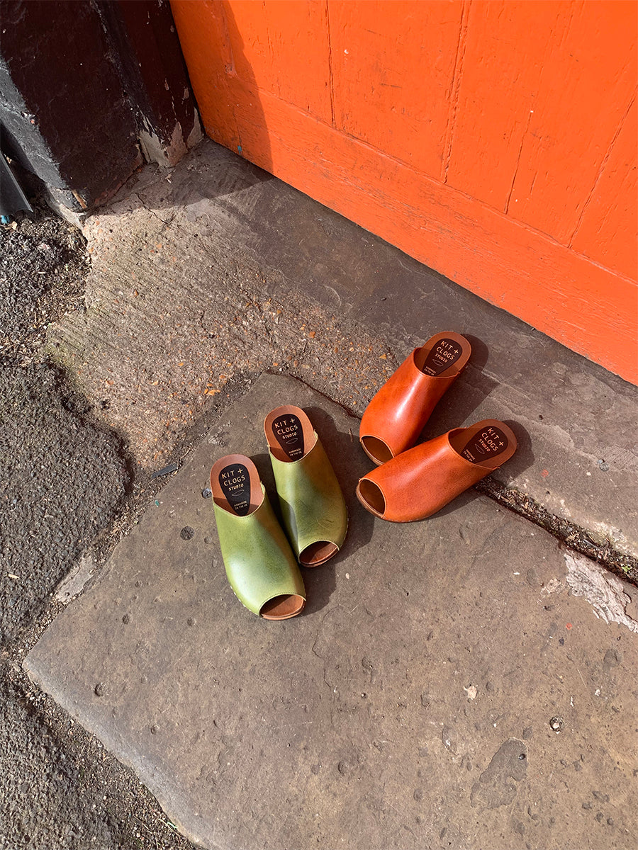 Aloe Green flex base peep toe clog sandal