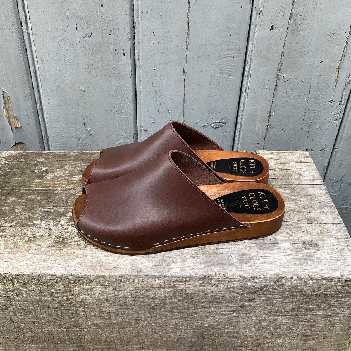 Cacao brown flex base peep toe clogs sandals