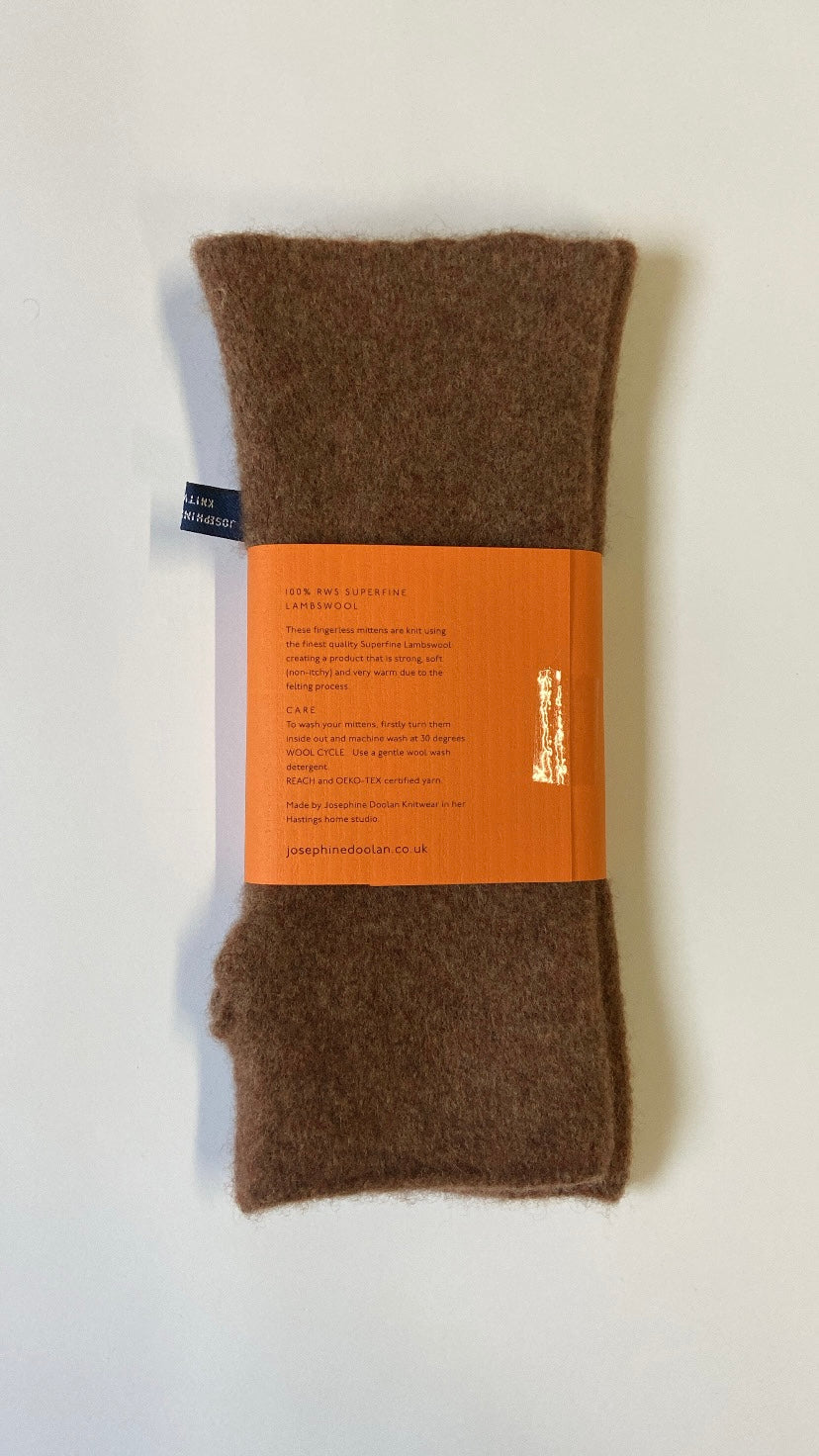 Merino Fingerless Gloves in Hazelnut Brown