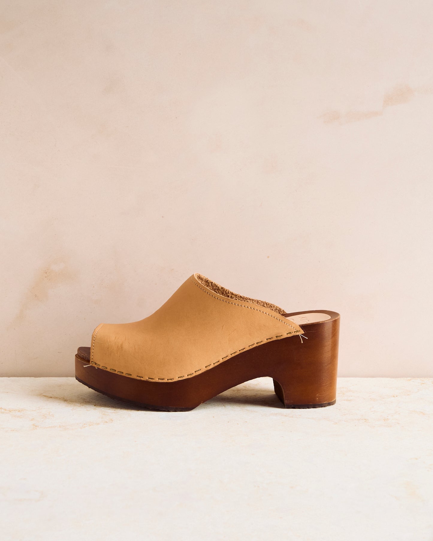 Natural Platform Sol Clog Dark Base