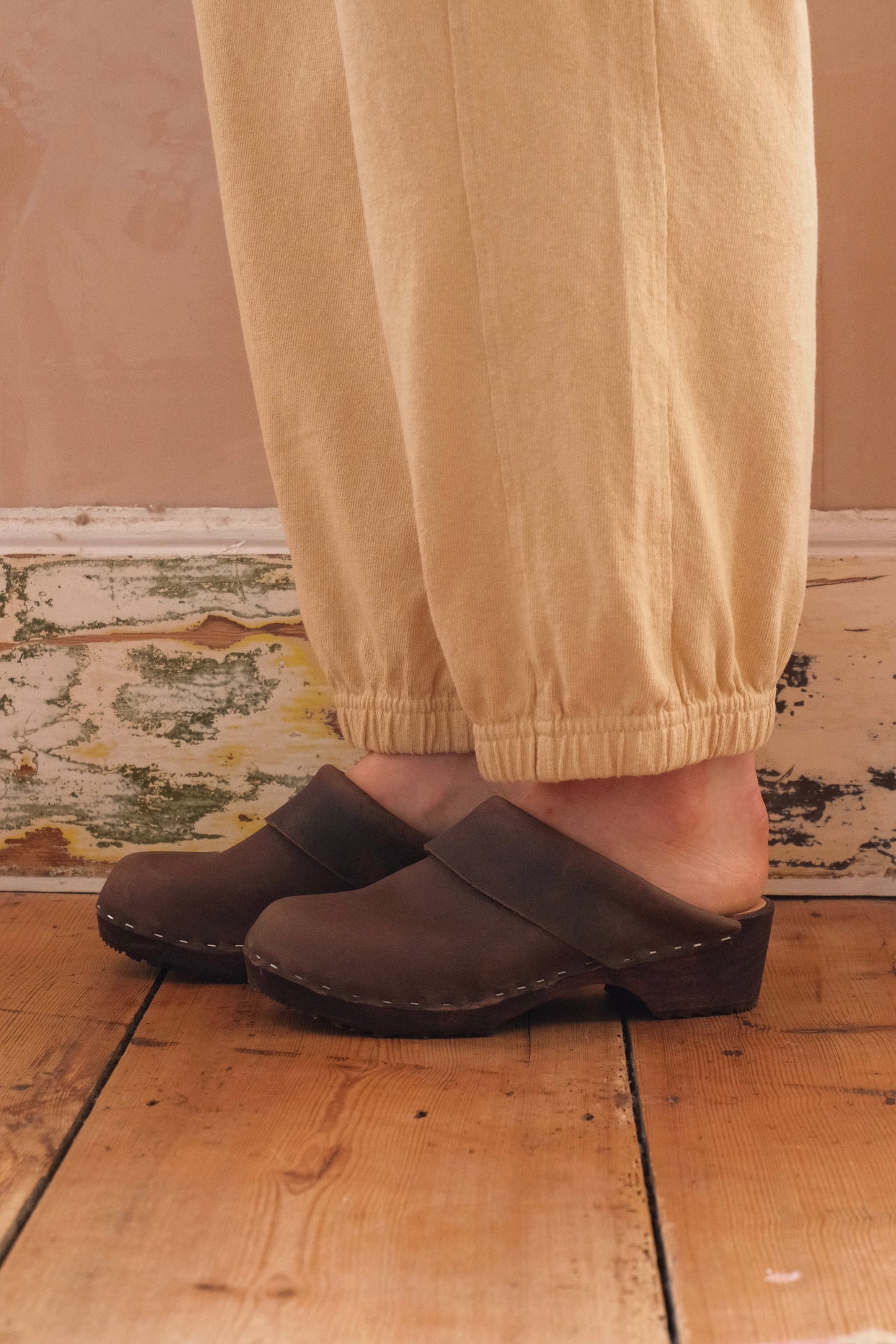 Mahogany Low Norr Clog