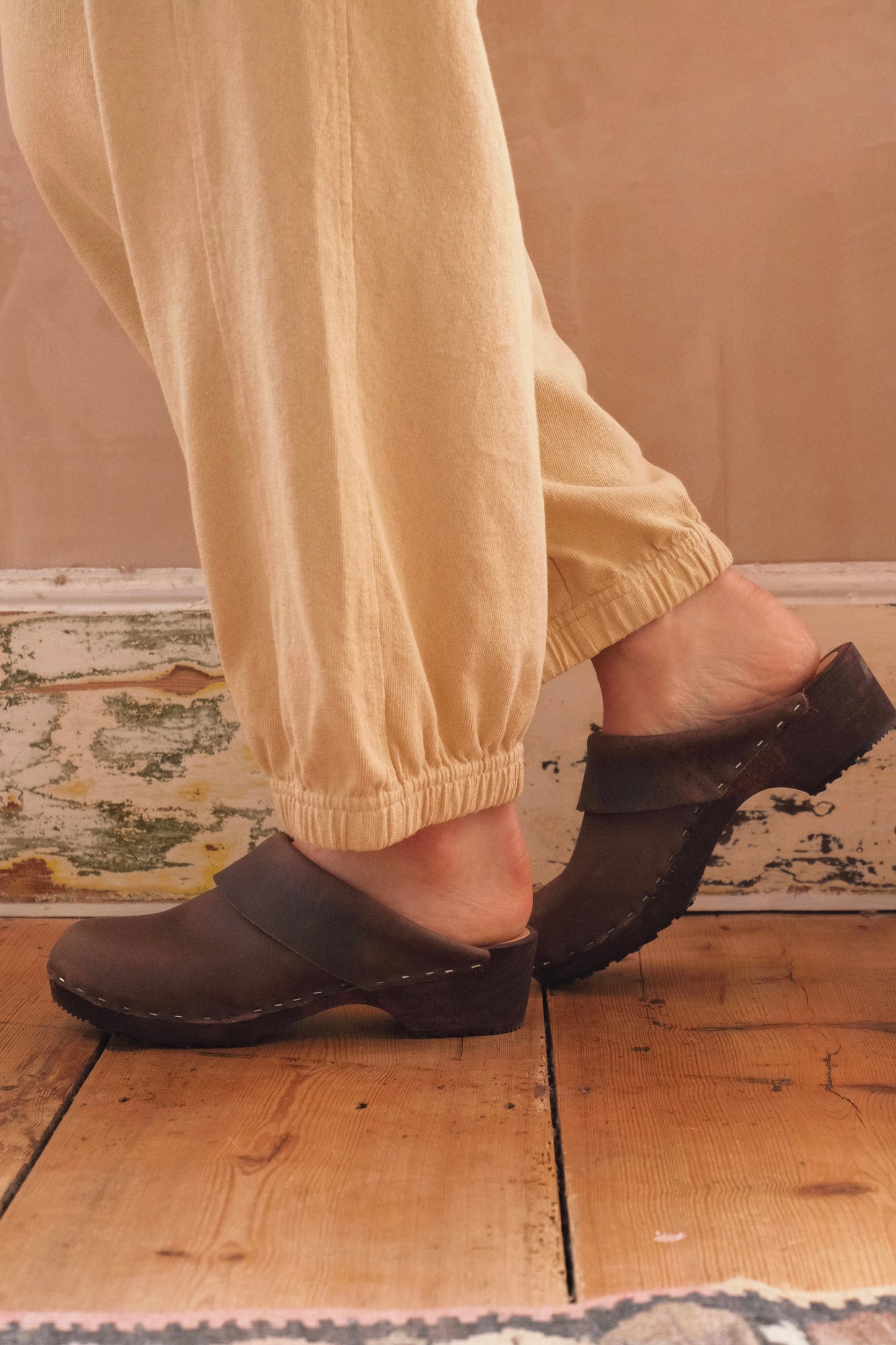 Mahogany Low Norr Clog