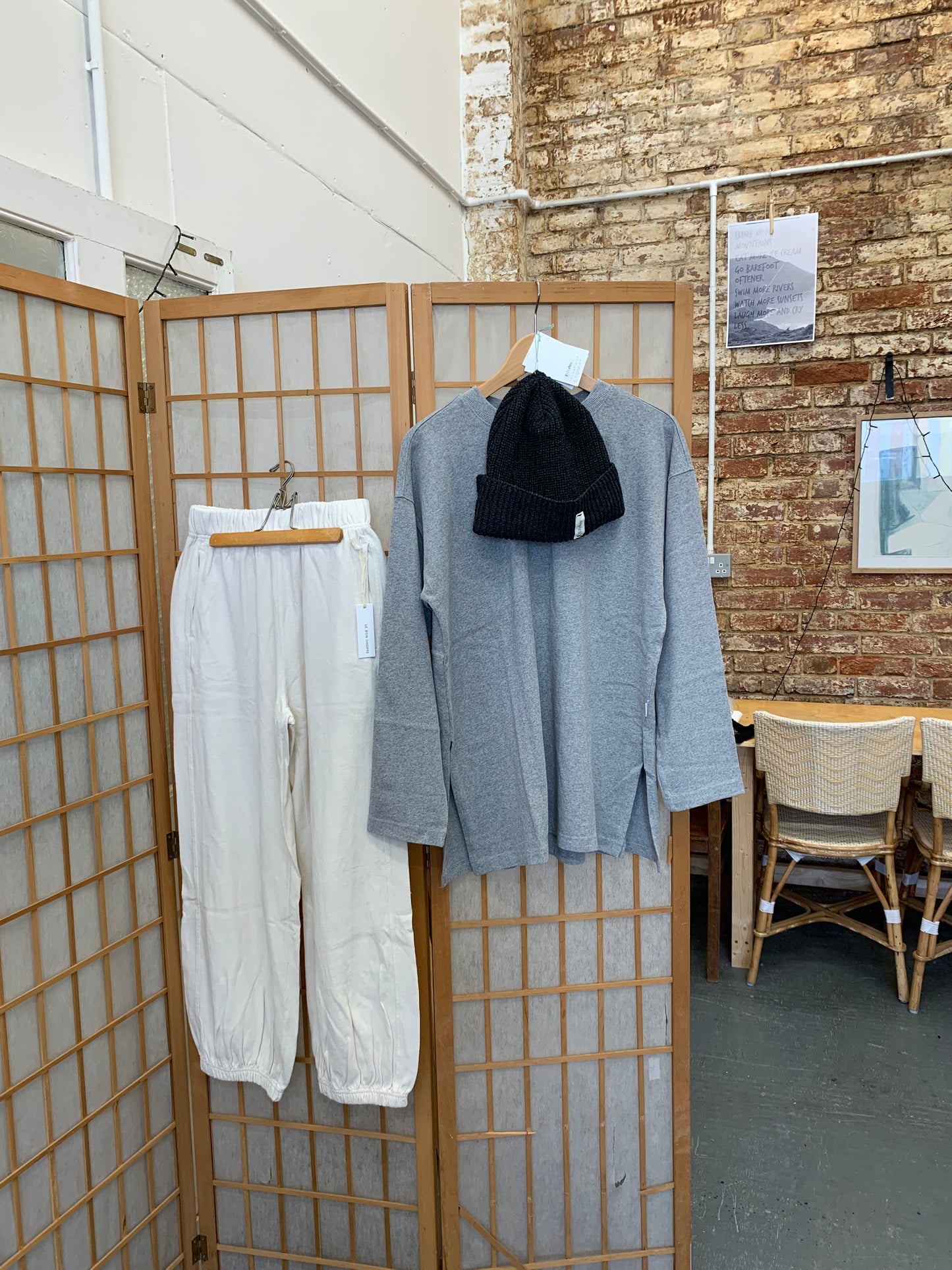 Natural ecru cotton jogging bottoms by le bon shoppe