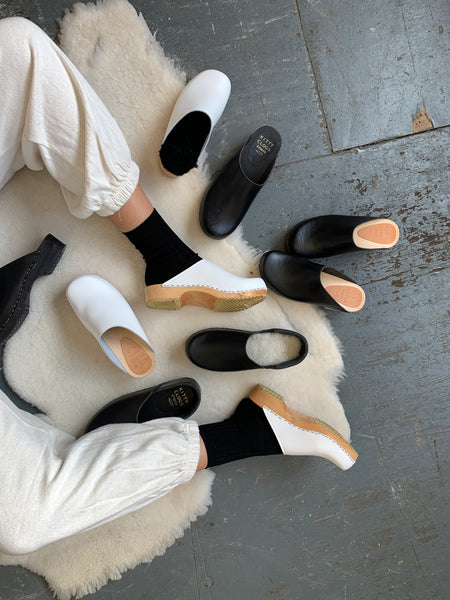 Natural ecru cotton jogging bottoms by le bon shoppe