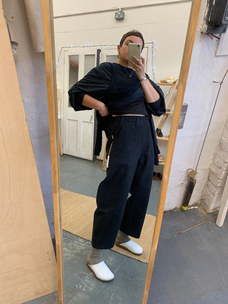 cotton Arc pants in black by le bon shoppe
