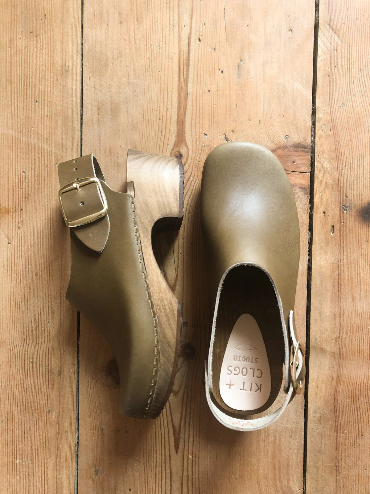 Kit Clogs Khaki Green Wooden Clog with strap – KIT + CLOGS STUDIO