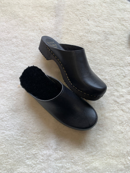 sheepskin clog liners natural and black