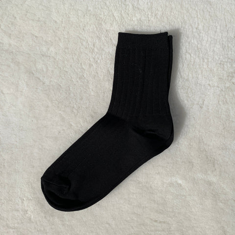 her socks in true black by le bon shoppe