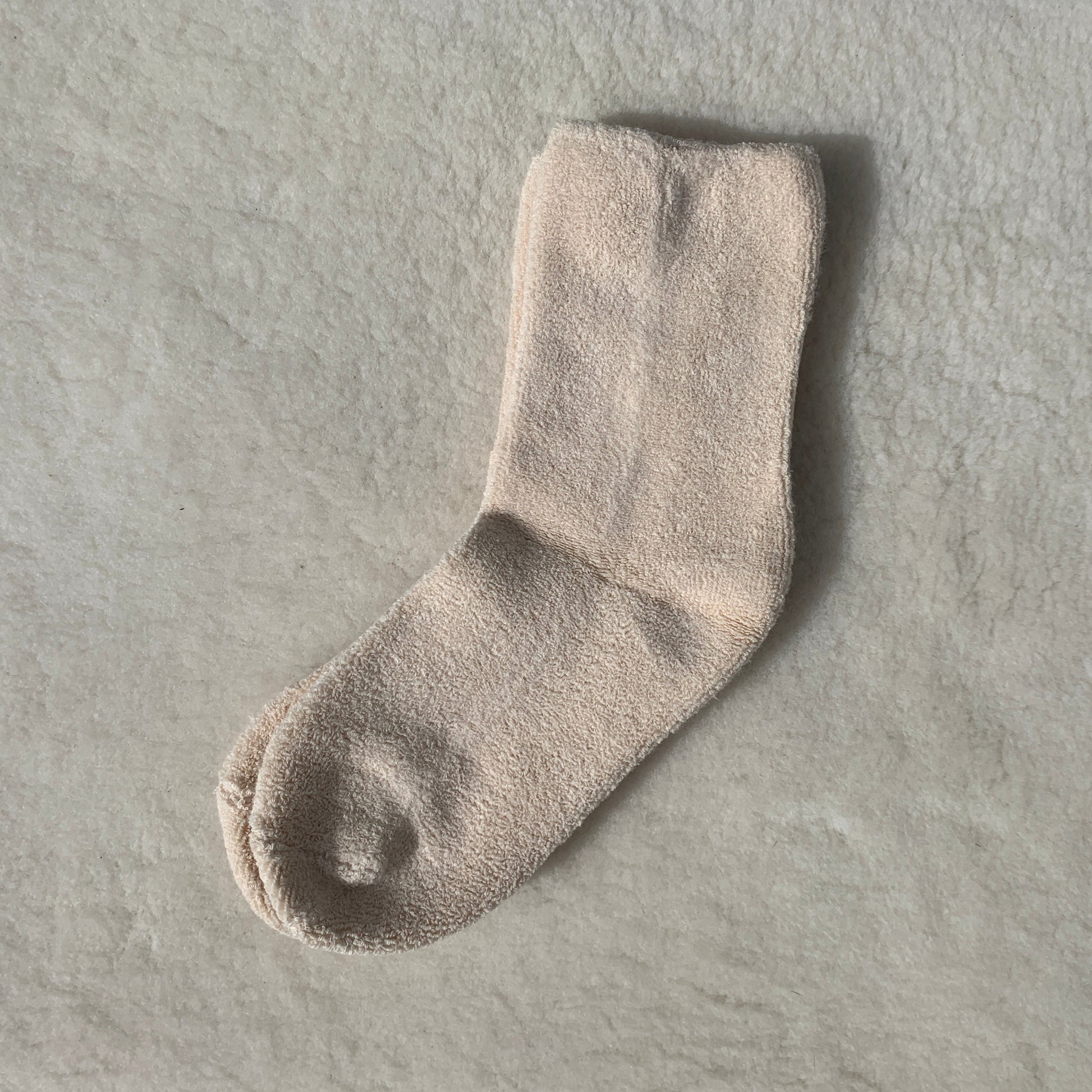 cloud socks in ecru by le bon shoppe