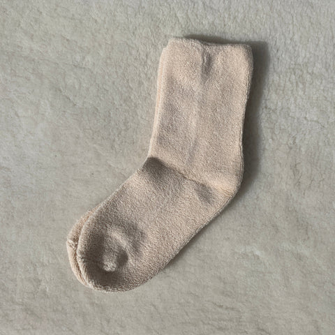 cloud socks in ecru by le bon shoppe