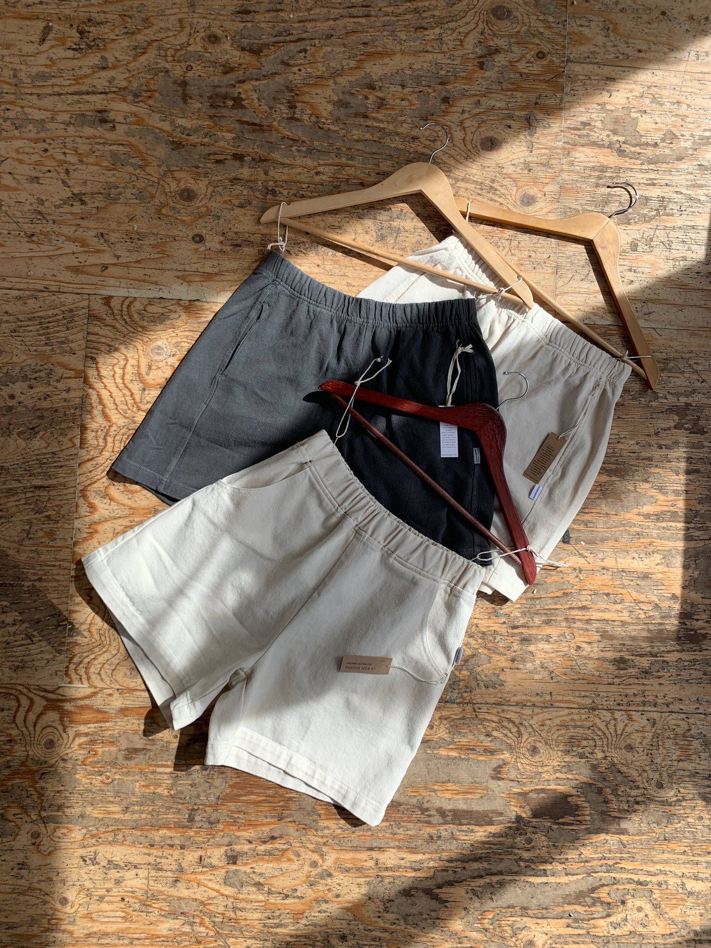 Flared BB Shorts in Ecru