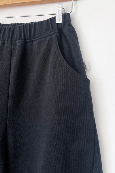 cotton Arc pants in black by le bon shoppe