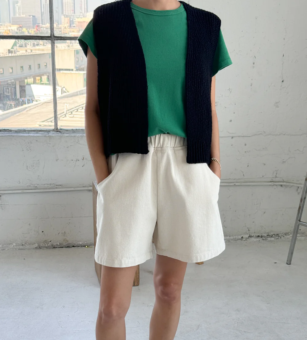 City Shorts in Ecru