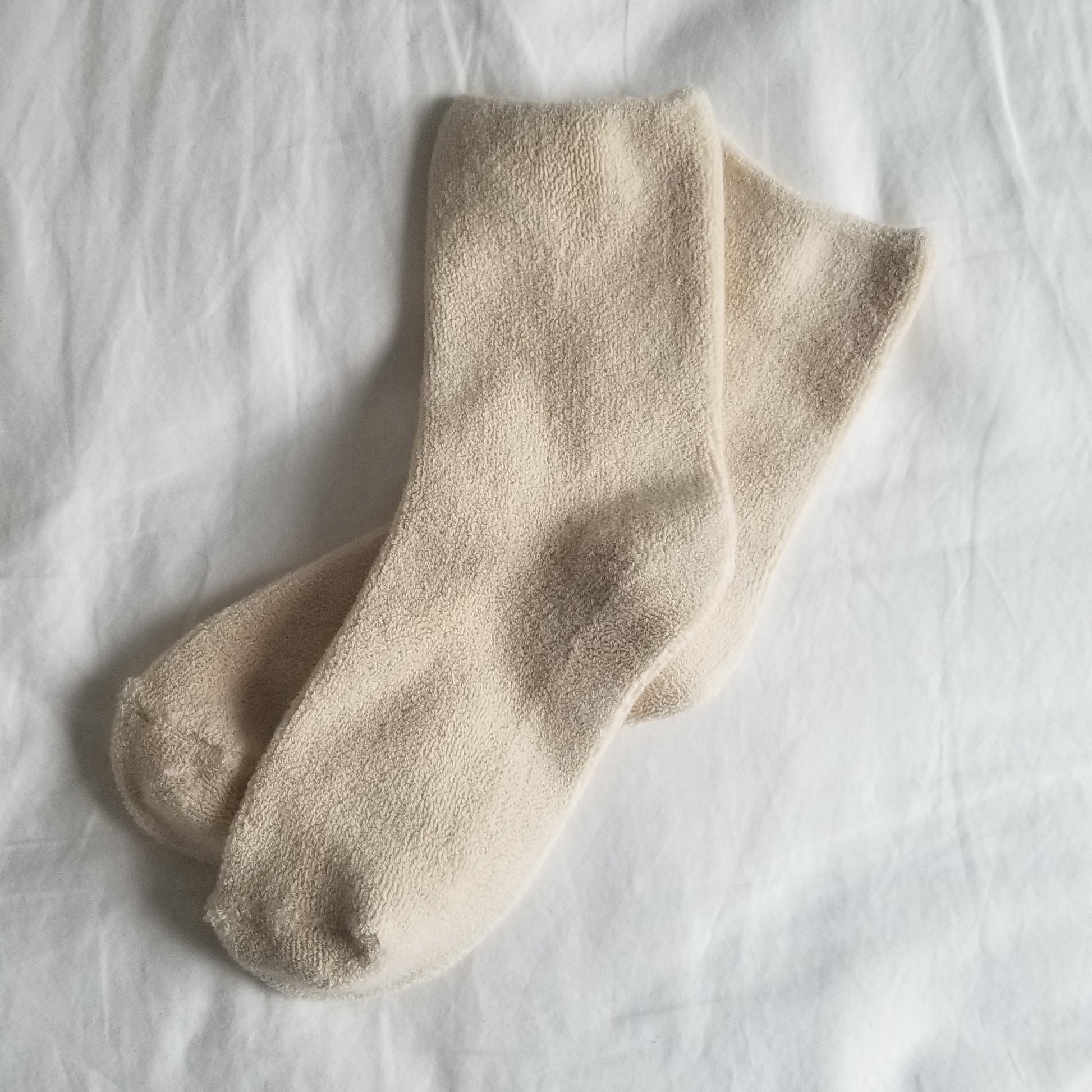 cosy cream ankle length terry cotton socks